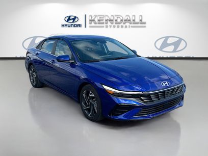 New 2025 Hyundai Elantra SEL