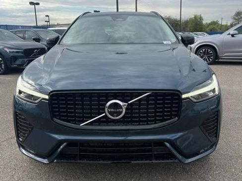 Used 2024 Volvo XC60 B5 Plus AWD/4WD image 8