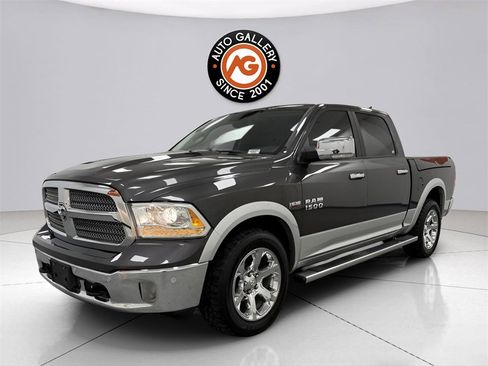 Used 2018 RAM 1500 Laramie w/ Convenience Group image 3