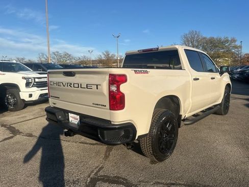 New 2026 Chevrolet Silverado 1500 Custom Trail Boss w/ Turbomax Blackout Package AWD/4WD image 3