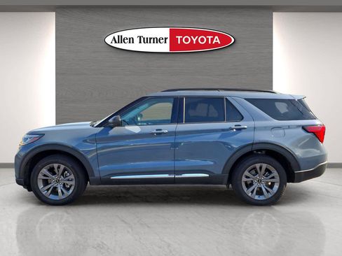 Used 2025 Ford Explorer Active w/ Active Comfort Package image 10