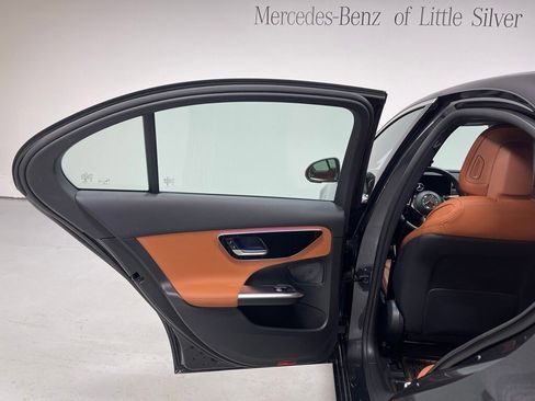 Used 2023 Mercedes-Benz C 300 4MATIC Sedan image 23