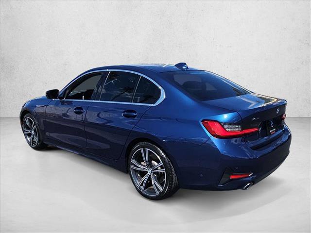Used 2021 BMW 330i xDrive Sedan w/ Premium Package AWD/4WD image 8