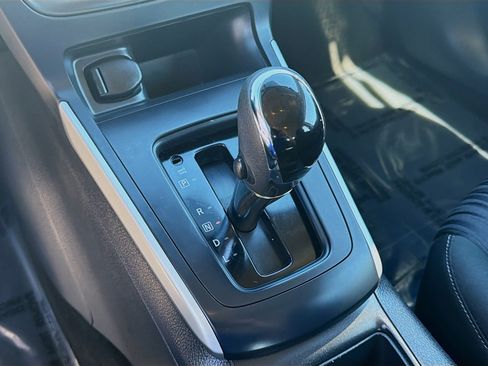 Used 2019 Nissan Sentra SV image 16