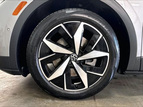 Used 2023 Volkswagen ID.4 Pro S RWD image 36