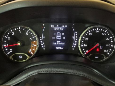 Used 2022 Jeep Renegade Sport image 23