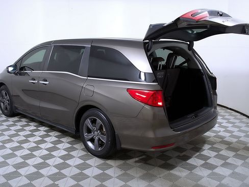 Used 2021 Honda Odyssey EX image 10