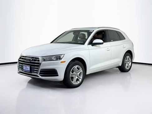 Used 2019 Audi Q5 2.0T Premium w/ Convenience Package image 1