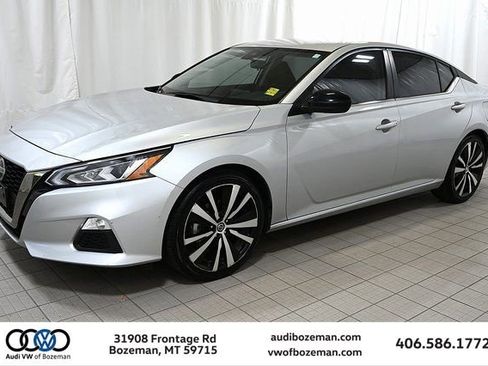 Used 2022 Nissan Altima 2.5 SR image 1