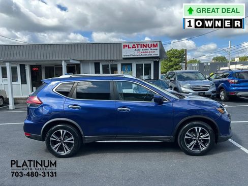 Used 2020 Nissan Rogue SV w/ Premium Package AWD/4WD image 2