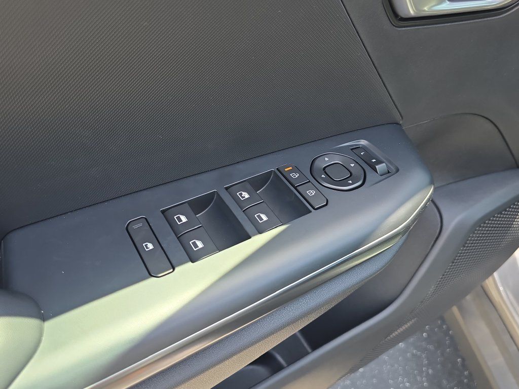 New 2026 Kia K4 FWD image 18