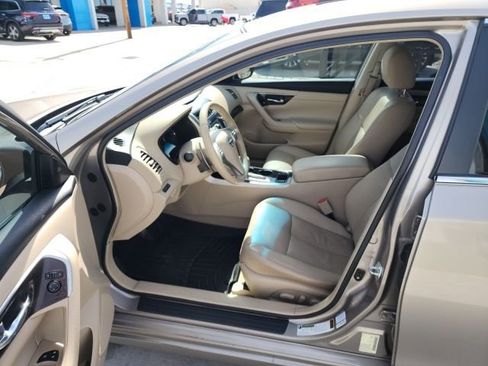 Used 2013 Nissan Altima 3.5 SL w/ Technology Pkg image 18