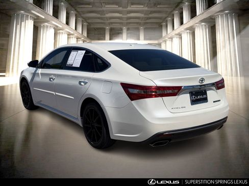 Used 2018 Toyota Avalon Touring w/ Carpet Mat Package image 7