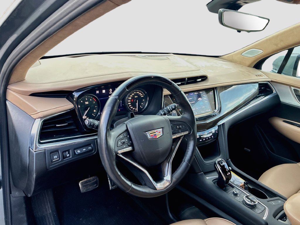 Used 2024 Cadillac XT6 Sport w/ Platinum Package AWD/4WD image 9