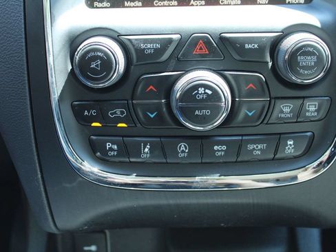 Used 2017 Dodge Durango Citadel RWD image 19