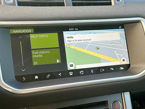 Used 2019 Land Rover Range Rover Evoque SE image 14