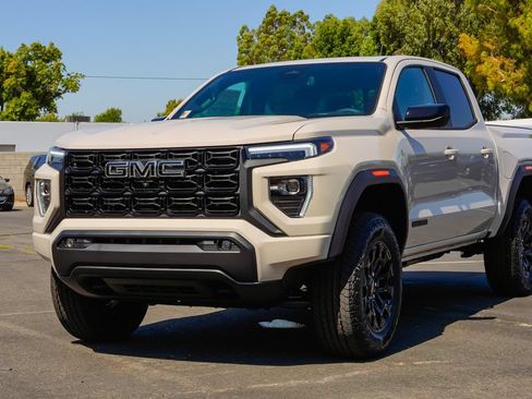 New 2026 GMC Canyon Elevation w/ Convenience Package RWD image 2