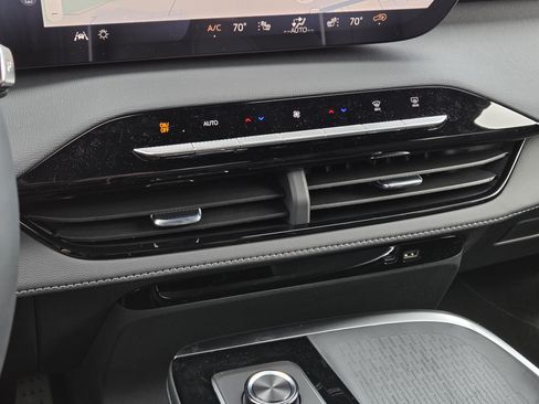 New 2026 Buick Enclave Preferred w/ Super Cruise Package AWD/4WD image 18