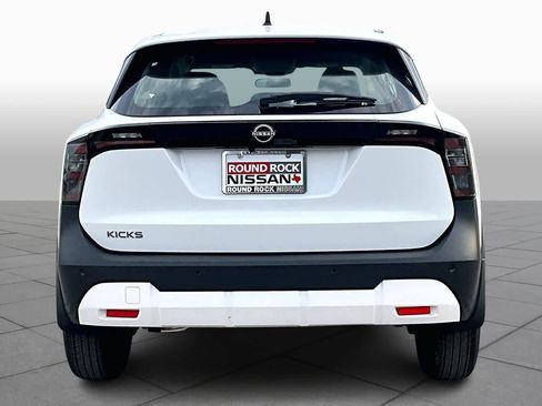 New 2026 Nissan Kicks S image 4
