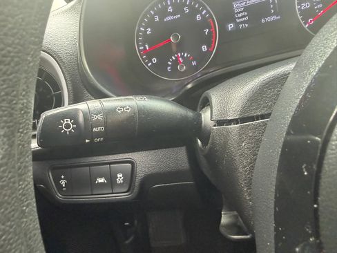 Used 2020 Kia Forte LXS FWD image 16