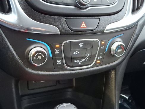 Used 2019 Chevrolet Equinox LT image 15