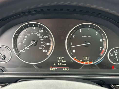 Used 2011 BMW 535i Sedan image 32