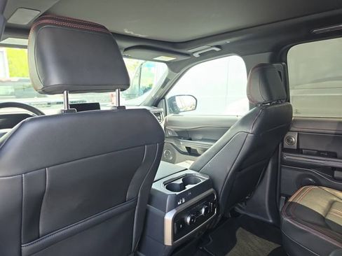Used 2023 Ford Expedition Max Limited image 14
