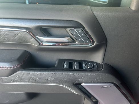 Used 2024 GMC Sierra 2500 AT4X image 23