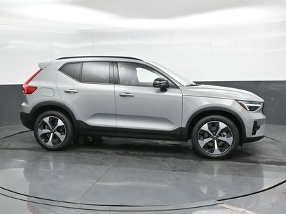 New 2026 Volvo XC40 B5 Plus w/ Protection Package Premier