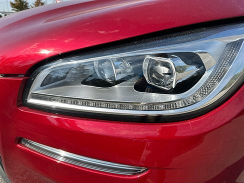 Used 2023 Lincoln Corsair Reserve w/ Equipment Group 201A image 11