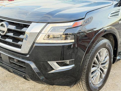 Used 2021 Nissan Armada SL w/ Captain's Chairs Package image 10