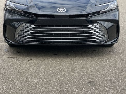 New 2026 Toyota Camry XLE AWD/4WD image 13