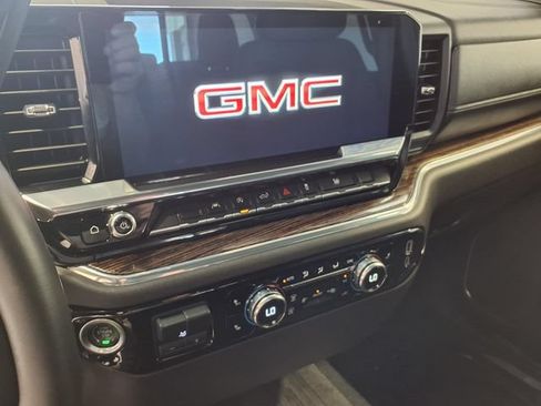 Used 2023 GMC Sierra 1500 SLE w/ Preferred Package RWD image 13