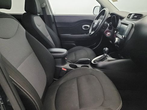 Used 2018 Kia Soul + FWD image 21