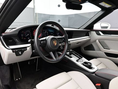 Certified 2024 Porsche 911 Turbo AWD/4WD image 4