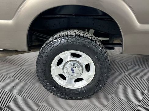 Used 2016 Ford F250 XLT w/ XLT Value Package image 28