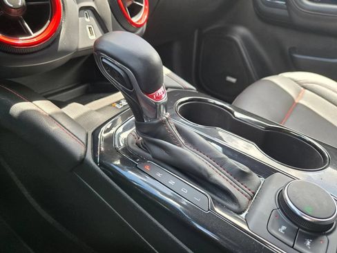 Used 2025 Chevrolet Blazer RS FWD image 19