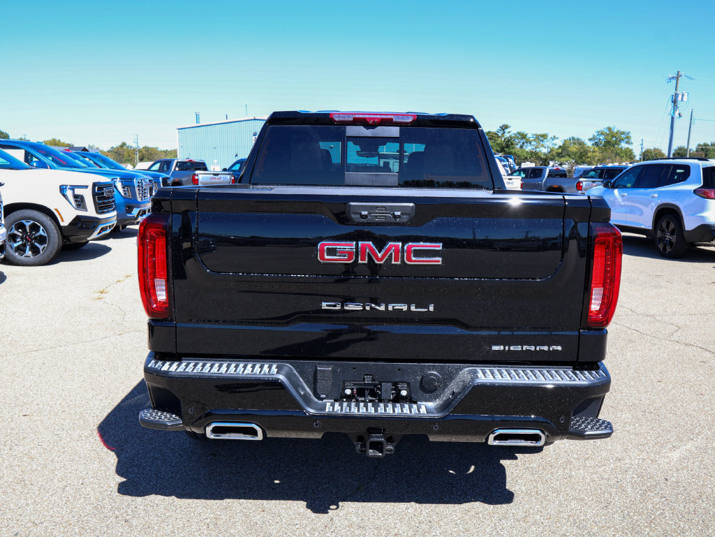 New 2026 GMC Sierra 1500 Denali AWD/4WD image 4