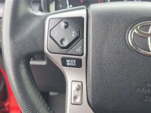 Used 2020 Toyota 4Runner SR5 image 22