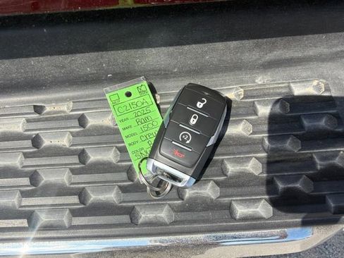 Used 2025 RAM 1500 Big Horn AWD/4WD image 13