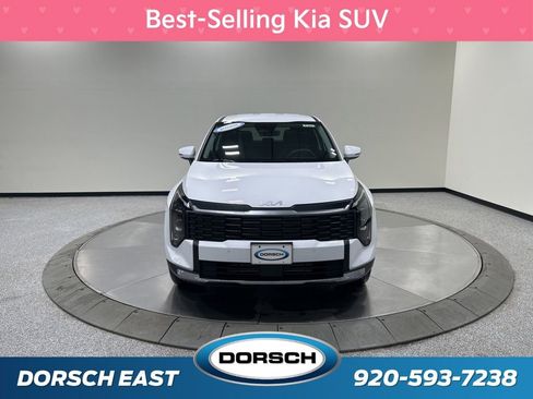 New 2026 Kia Sportage LX image 2