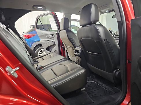 Certified 2023 Chevrolet Equinox Premier w/ LPO, Floor Liner Package image 14