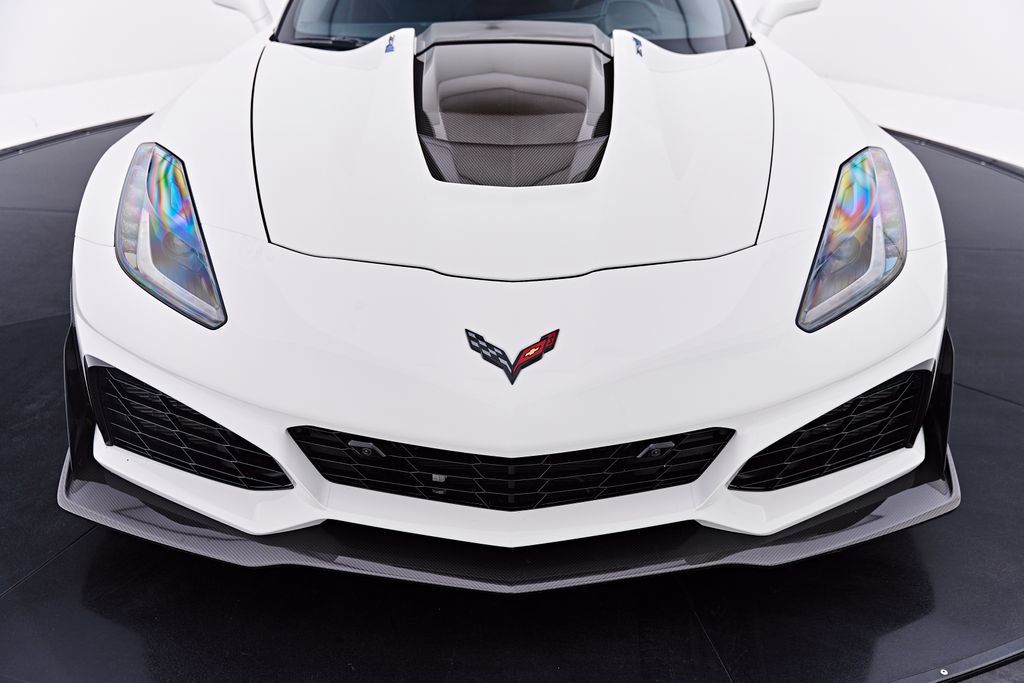 Used 2019 Chevrolet Corvette ZR1 RWD image 29