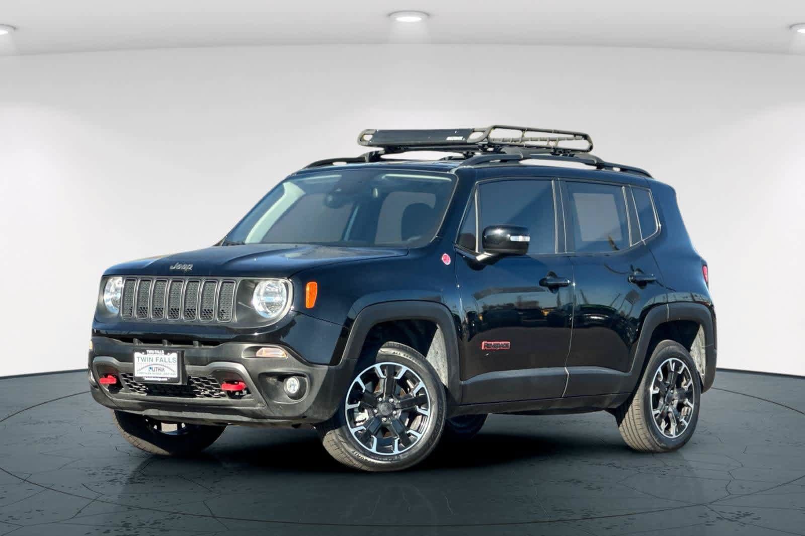Used 2023 Jeep Renegade Trailhawk w/ Trailhawk Elite Group AWD/4WD image 1