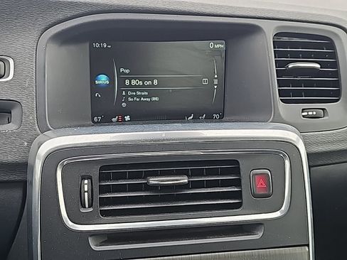 Used 2015 Volvo S60 T5 Premier image 5