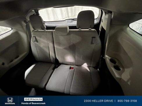 Used 2022 Toyota Sienna LE FWD image 29