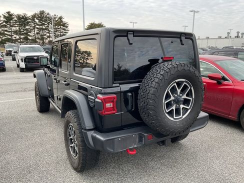 Used 2024 Jeep Wrangler Unlimited Rubicon image 7