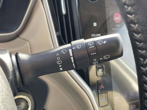 Used 2022 Subaru Outback Limited image 13