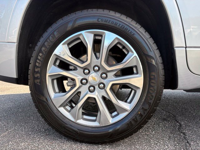 Used 2018 Chevrolet Traverse Premier AWD/4WD image 15