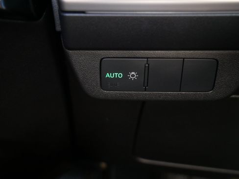 Used 2023 Audi Q4 e-tron Premium Plus w/ Premium Plus RWD image 27